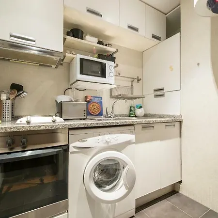 Cozy In Historic Center * 리스본