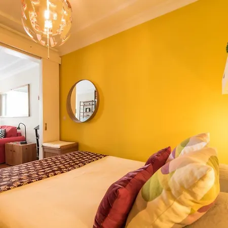 Cozy In Historic Center Lissabon