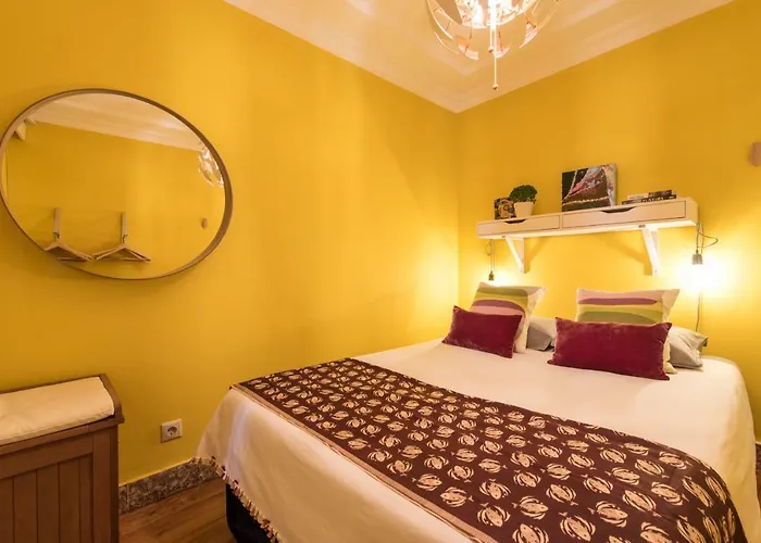 Cozy In Historic Center Апартаменты *